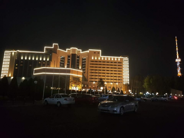 한-우즈베키스탄 비즈니스 포럼장인 인터콘티넨탈 호텔. 18일 밤 기자가 찾은 이곳은 문재인 대통령이 참석할 행사 준비로 무척 분주했다. ⓒ최희영