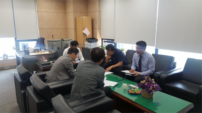 한국마사회 인천연수지사는 16일 기부금 공모를 통해 접수된 사업선정을 위한 ‘제1차 기부심의위원회’를 개최했다(사진 제공= 인천연수지사).