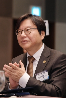 이근영 (사)한국인터넷신문협회장